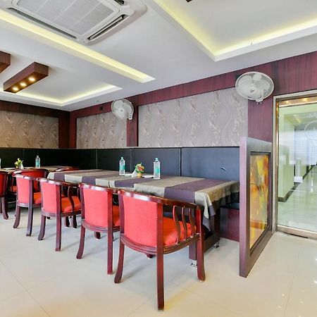 Oyo 1889 Hotel Aj Park Alappuzha Ngoại thất bức ảnh