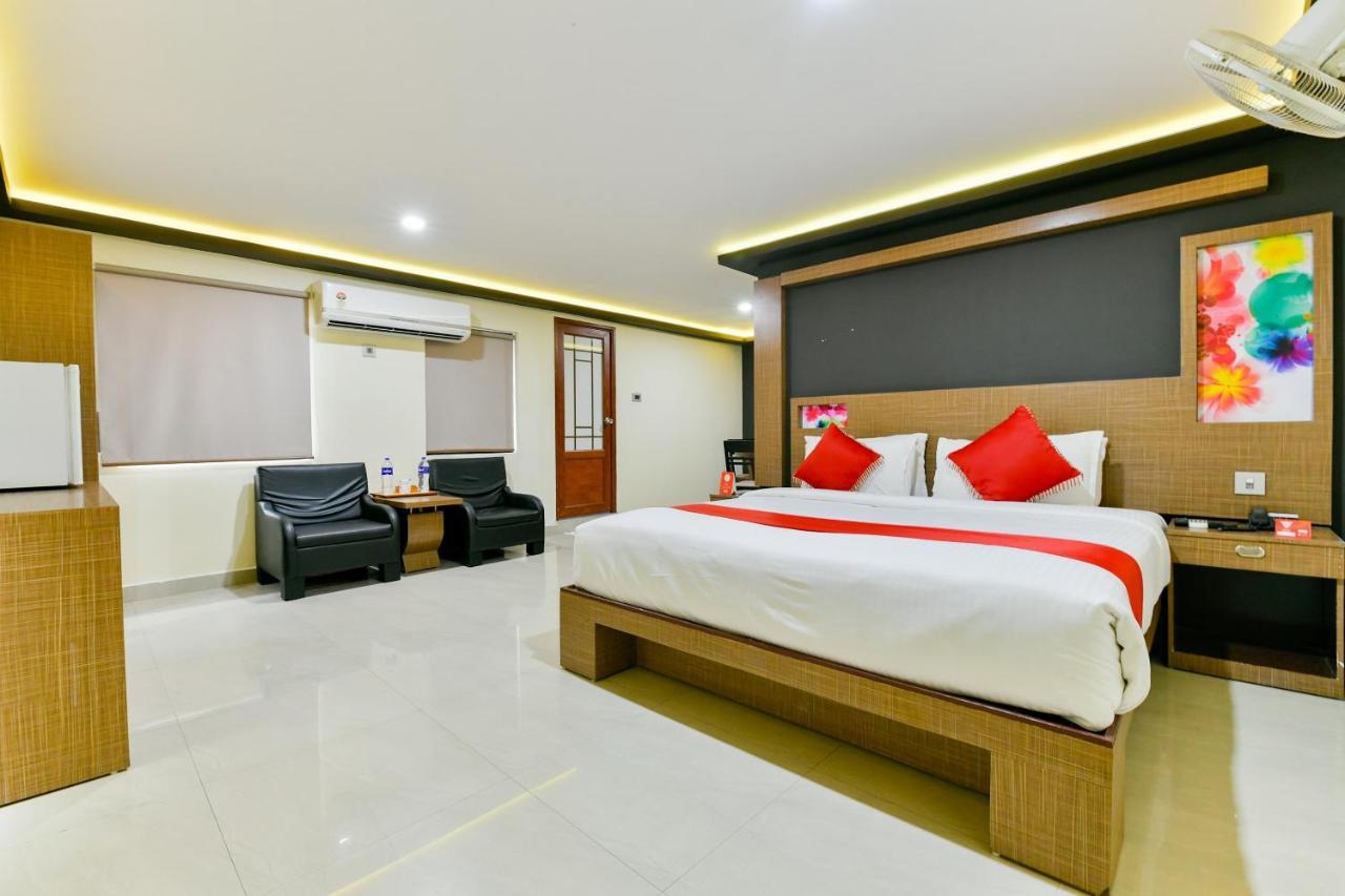 Oyo 1889 Hotel Aj Park Alappuzha Ngoại thất bức ảnh