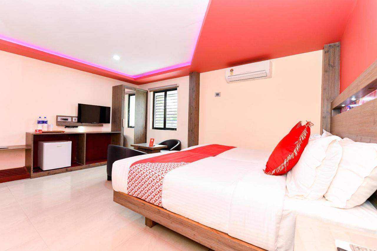 Oyo 1889 Hotel Aj Park Alappuzha Ngoại thất bức ảnh