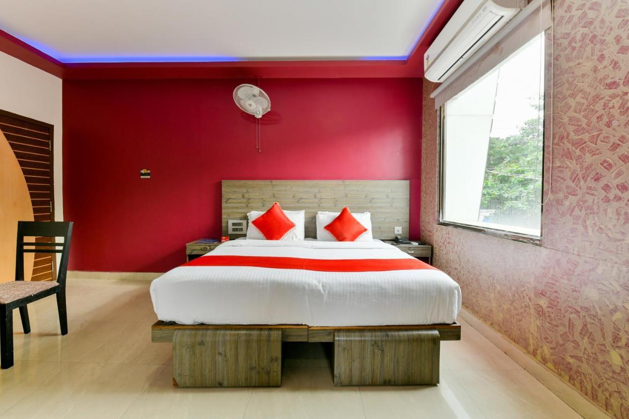 Oyo 1889 Hotel Aj Park Alappuzha Ngoại thất bức ảnh